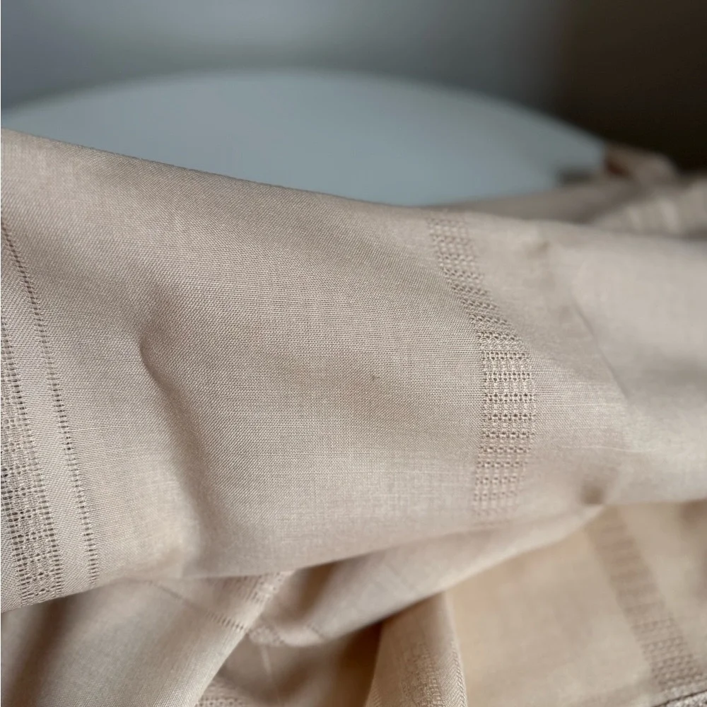 Tablecloth 60”x102” Beige, Excellent Quality Vintage Cotton